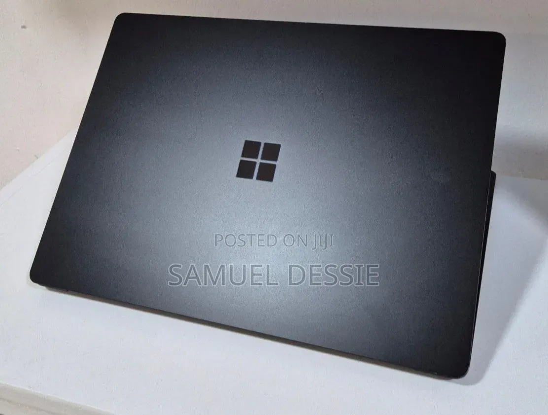 New Laptop Microsoft Surface Laptop 3 8GB Intel Core i5 SSD 256GB