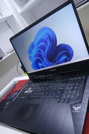 New Laptop Asus 16GB AMD Ryzen 7 SSD 512GB
