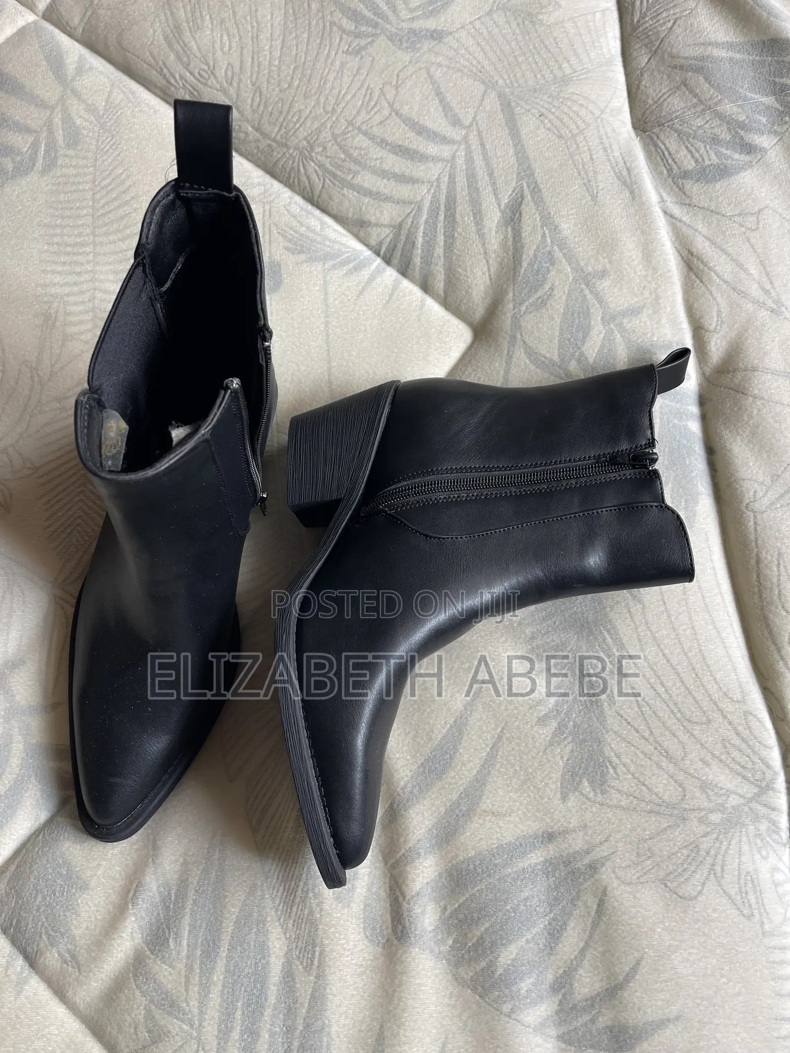 Les Arlésiennes Boots