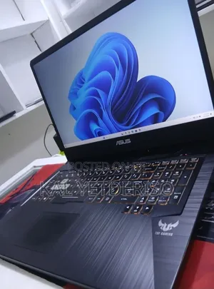 New Laptop Asus 16GB AMD Ryzen 7 SSD 512GB
