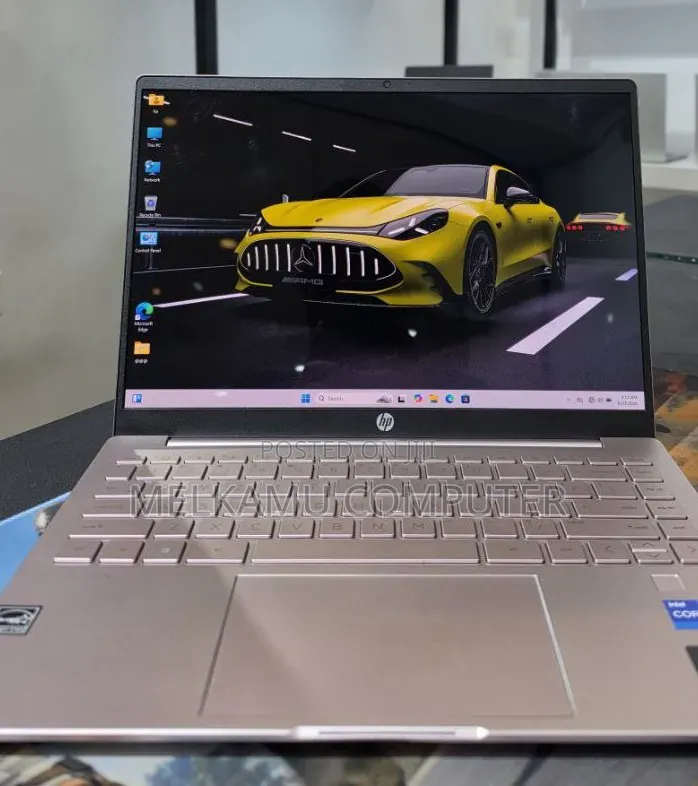New Laptop HP Pavilion 14 16GB Intel Core i7 SSD 512GB