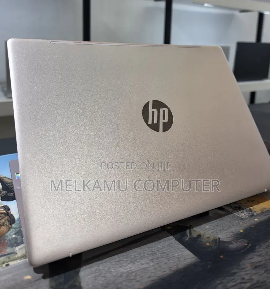 New Laptop HP Pavilion 14 16GB Intel Core i7 SSD 512GB