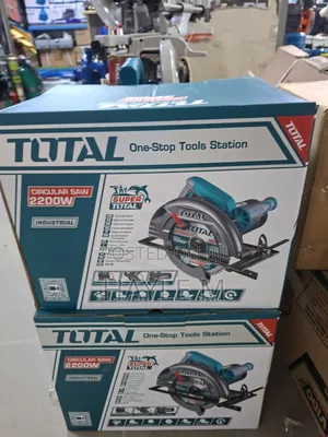 Total Circular Saw 2200 Watt