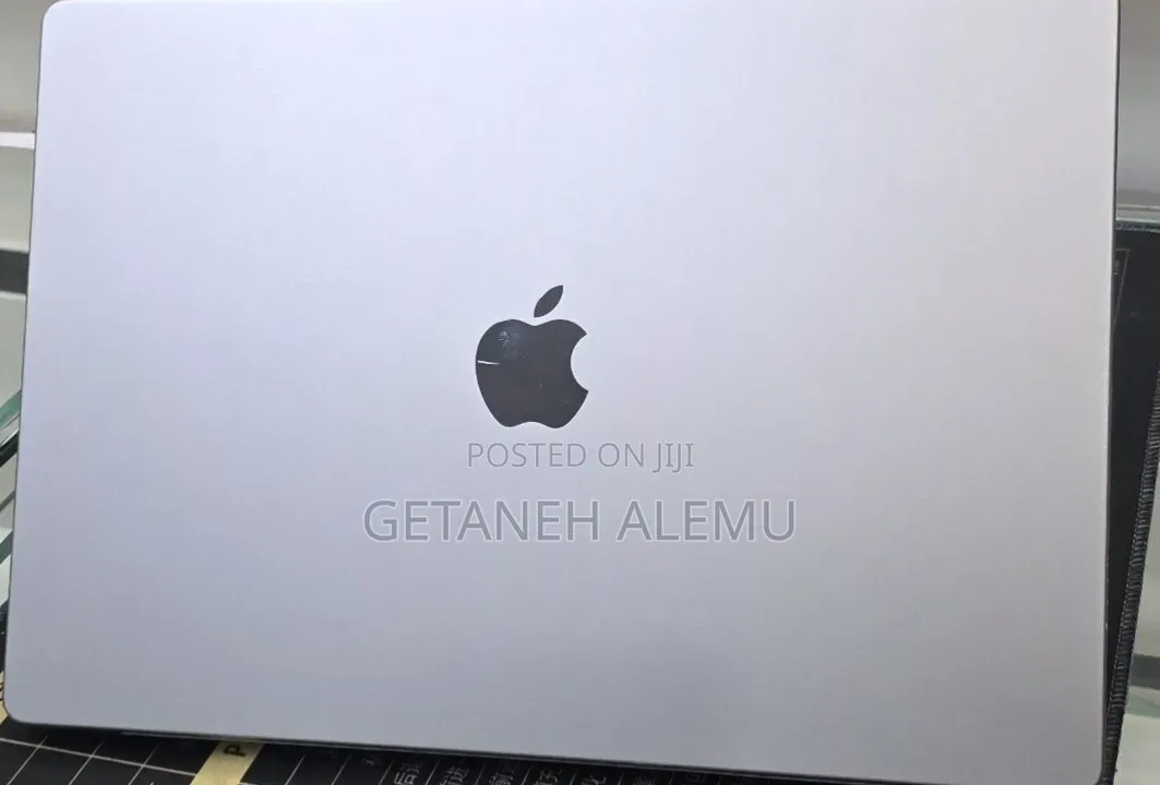 New Laptop Apple MacBook Pro 2021 M1 32GB Intel Core Ultra 9 SSD 1T