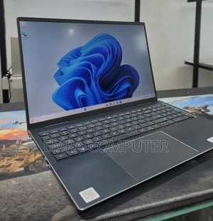 New Laptop Dell 16GB Intel Core i7 SSD 512GB