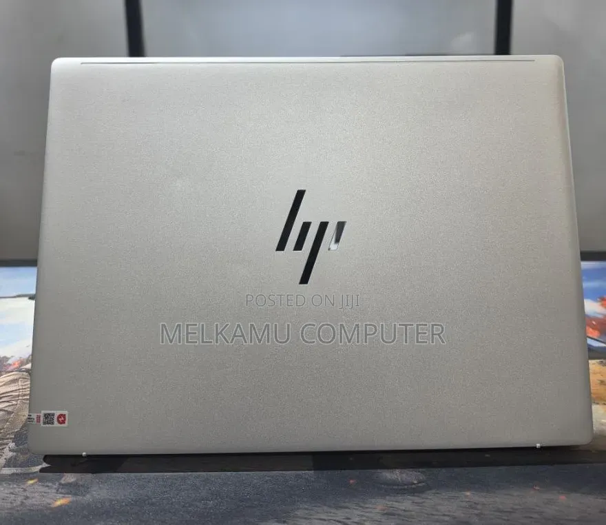 New Laptop HP Pavilion 14 32GB AMD Ryzen 7 SSD 1T