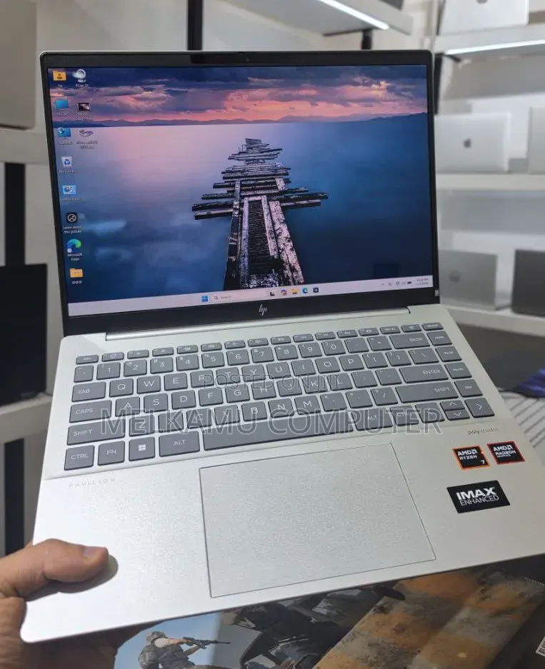 New Laptop HP Pavilion 14 32GB AMD Ryzen 7 SSD 1T