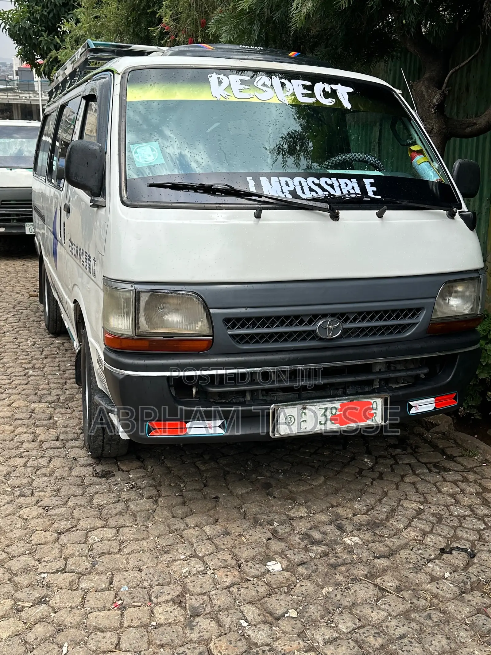 Toyota HiAce 2003 White