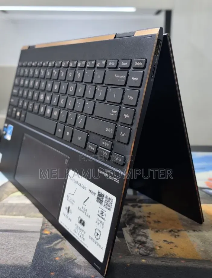 New Laptop Asus Zenbook 14 16GB Intel Core i7 SSD 512GB