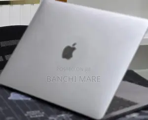 New Laptop Apple MacBook Pro 2017 16GB Intel Core i5 SSD 512GB