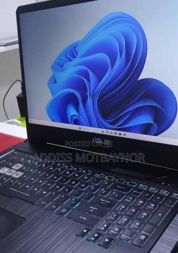 New Laptop Asus ROG Strix G15 16GB AMD Ryzen 7 SSD 512GB
