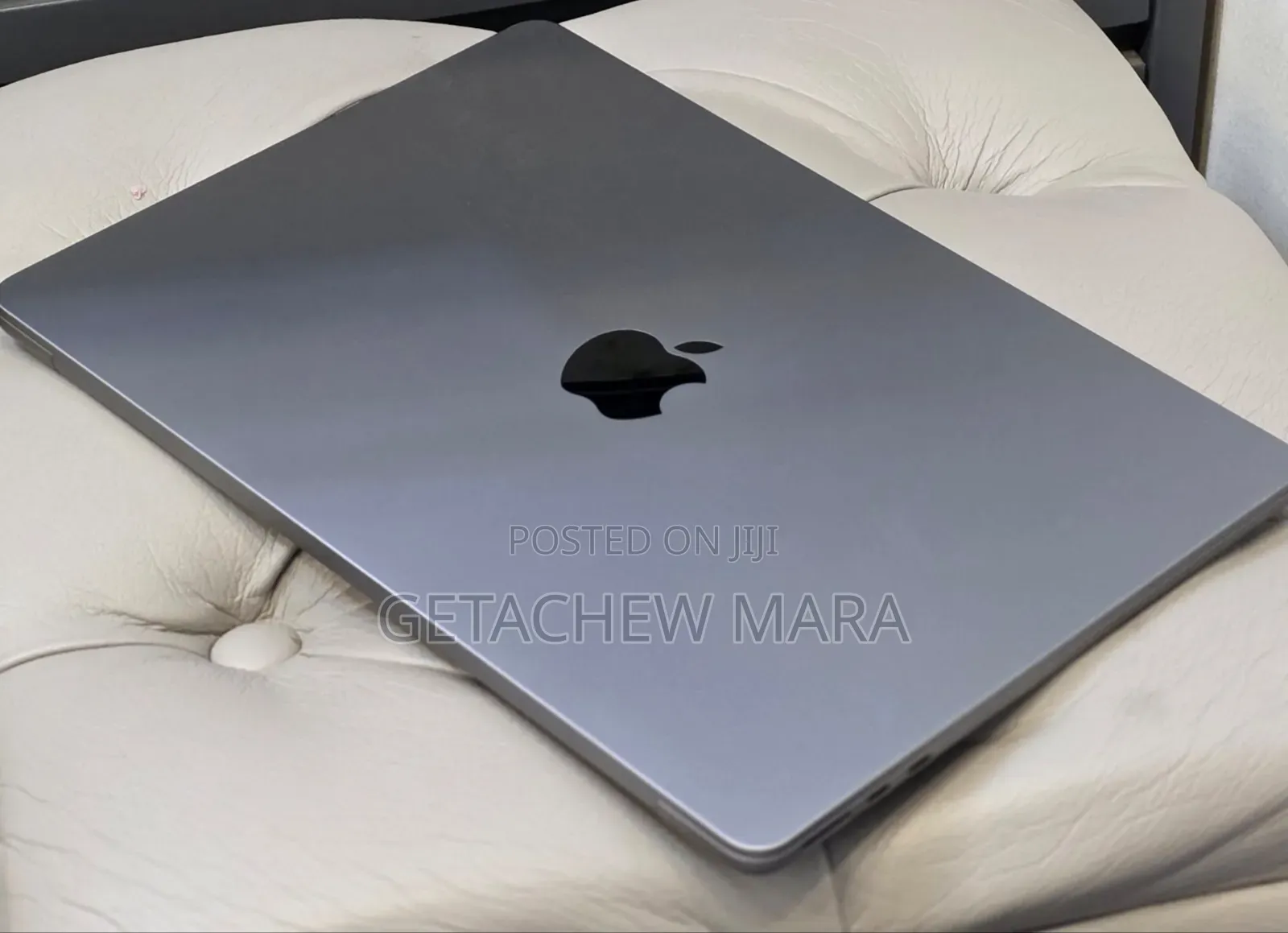New Laptop Apple MacBook Air 2022 M2 16GB Intel SSD 256GB