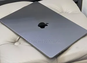 New Laptop Apple MacBook Air 2022 M2 16GB Intel SSD 256GB