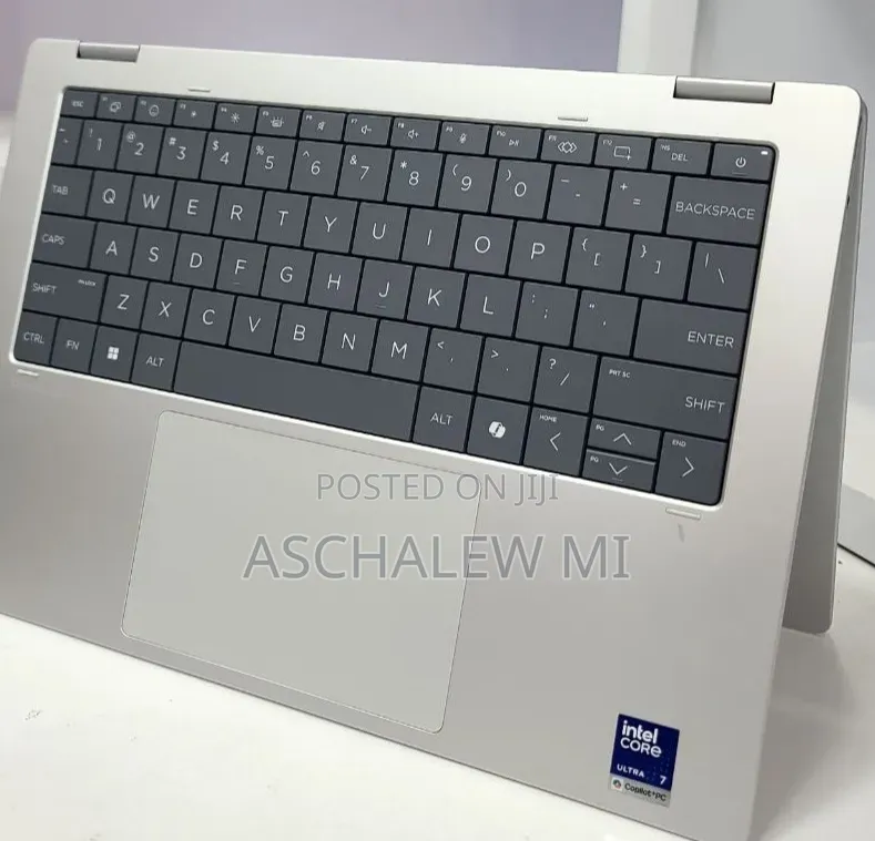 New Laptop HP OmniBook 5 16" 16GB Intel Core Ultra 7 SSD 1T