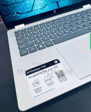 New Laptop HP OmniBook 5 Flip 16GB Intel Core 7 SSD 512GB