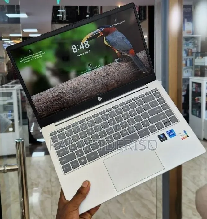 New Laptop HP Stream Notebook 16GB Intel Core i7 SSD 512GB