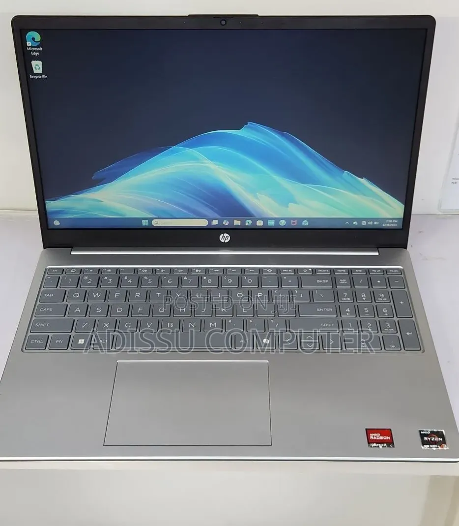 New Laptop HP Stream Notebook 8GB AMD Ryzen 3 SSD 512GB