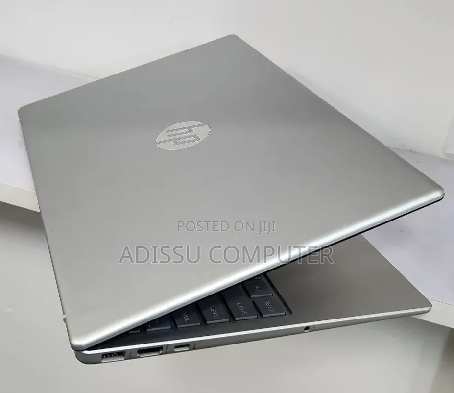 New Laptop HP Stream Notebook 8GB AMD Ryzen 3 SSD 512GB