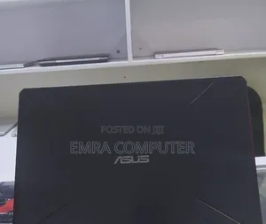 New Laptop Samsung 16GB AMD Ryzen 7 SSD 512GB
