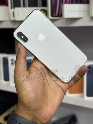 Apple iPhone X 64 GB White