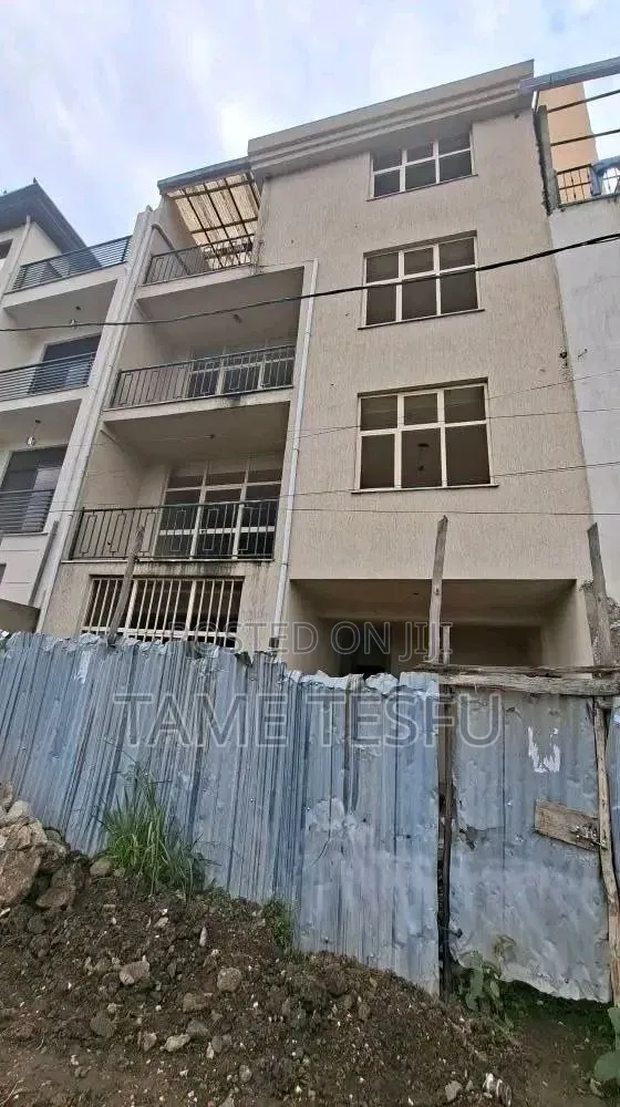 Furnished 6bdrm House in ኃይሌ ጋርመንት, Nifas Silk-Lafto for sale