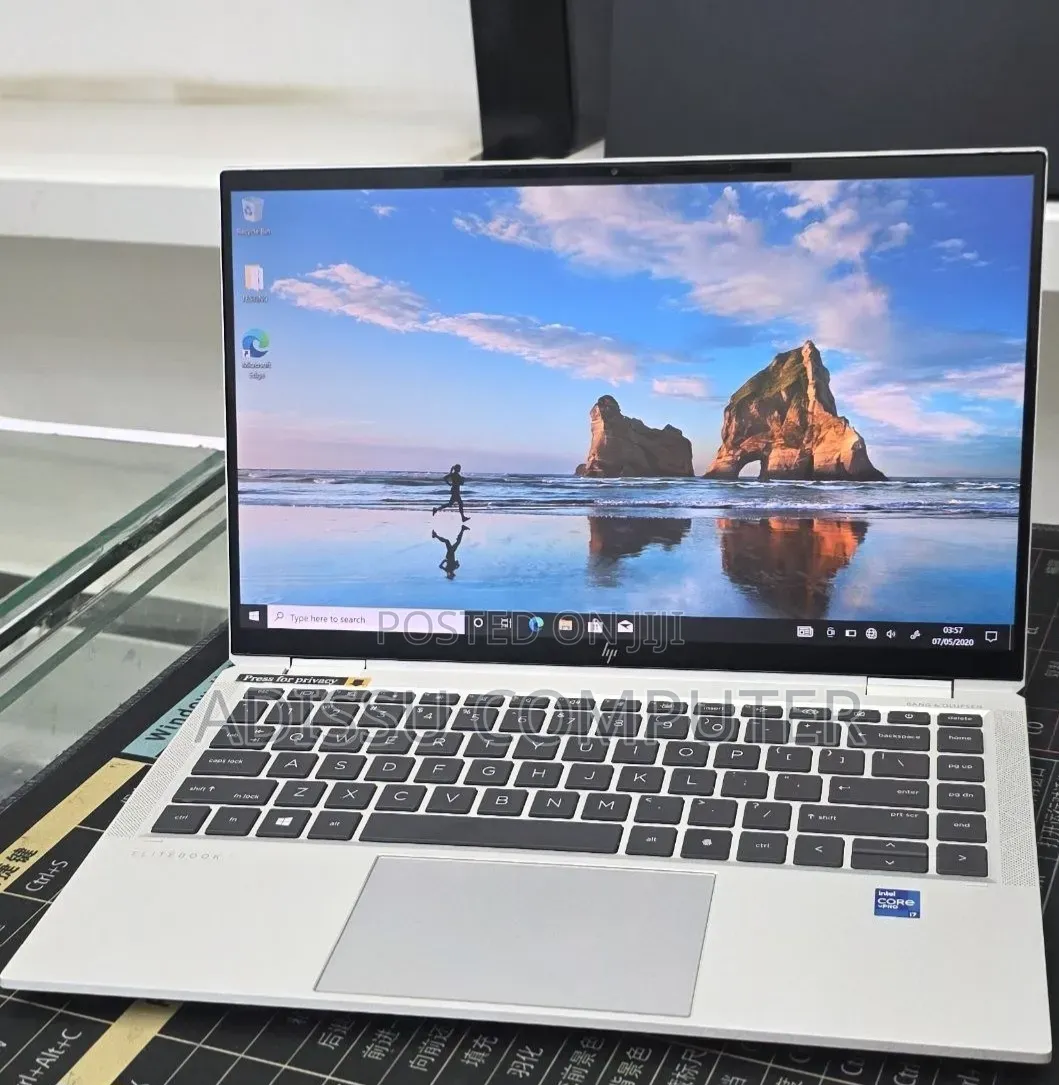 New Laptop HP EliteBook 1040 G8 32GB Intel Core i7 SSD 512GB