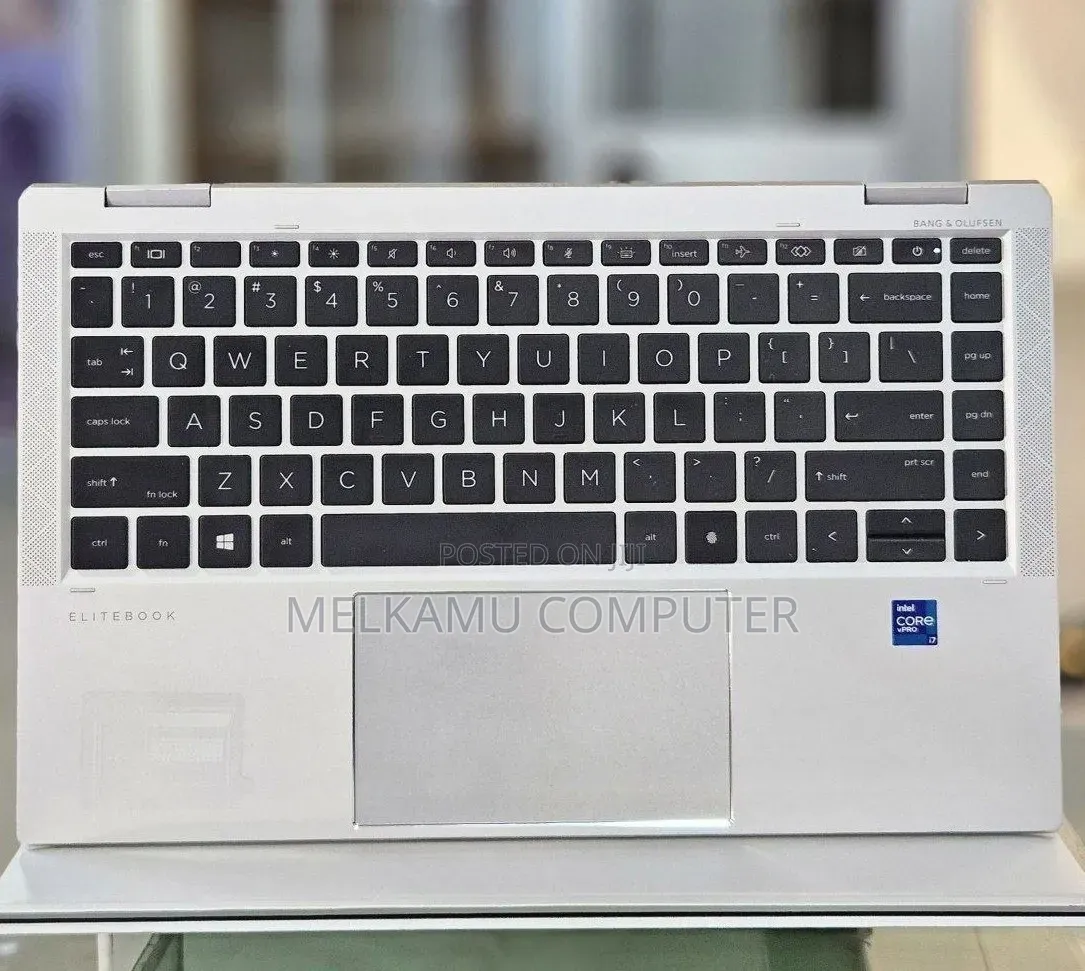New Laptop HP EliteBook 1040 G8 32GB Intel Core i7 SSD 512GB