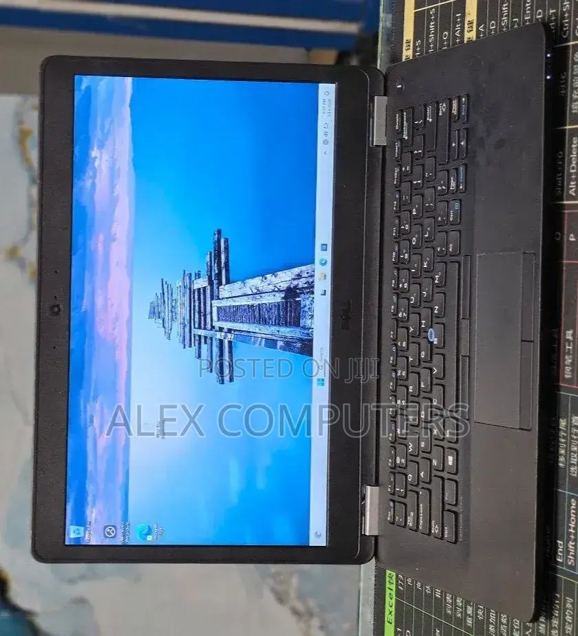 New Laptop Dell Latitude E7470 8GB Intel Core i7 SSD 256GB