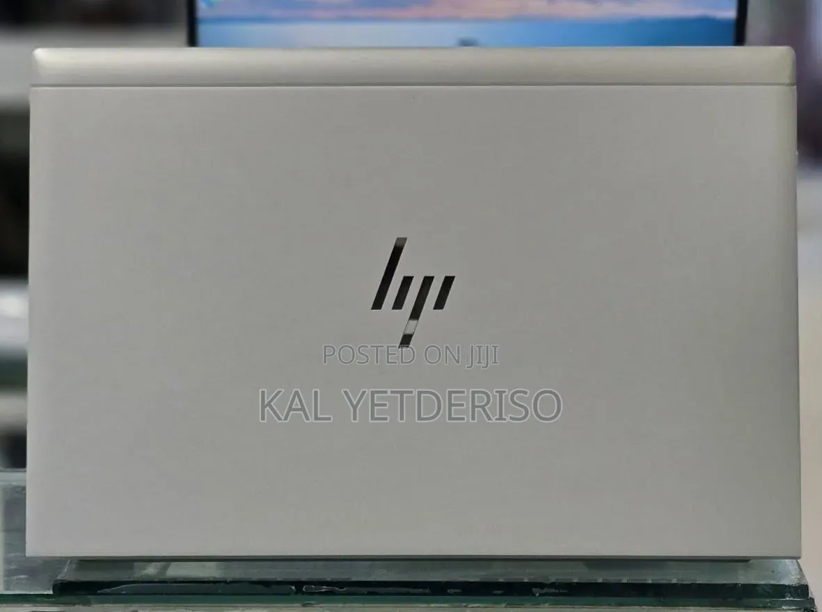 New Laptop HP EliteBook 830 G8 16GB Intel Core i5 SSD 512GB