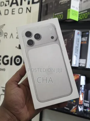 New Apple iPhone 17 Pro Max 256 GB Silver