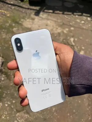 Apple iPhone X 64 GB White