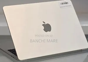 New Laptop Apple MacBook Air 2025 M4 16GB Apple M4 SSD 256GB