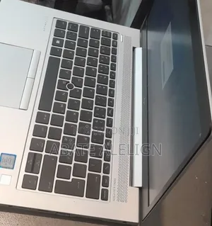 New Laptop HP EliteBook 830 G5 8GB Intel Core i5 SSD 256GB