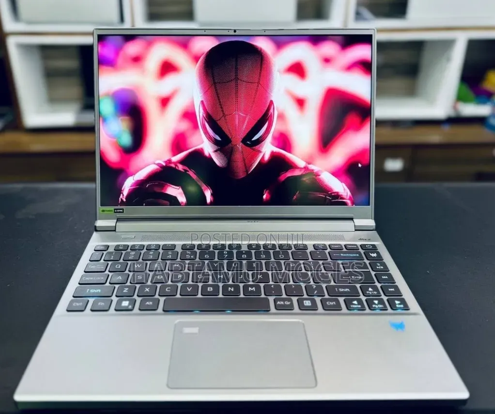 New Laptop Acer Predator Helios Neo 16 16GB Intel Core i7 SSD 1T