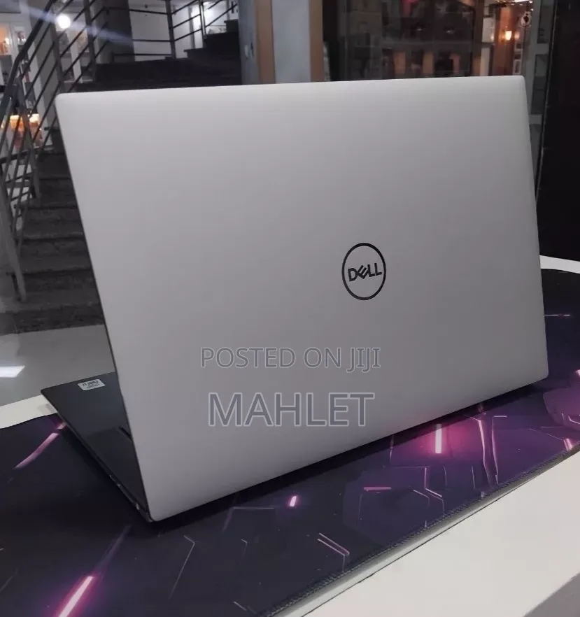 New Laptop Dell XPS 15 16GB Intel Core i7 SSD 512GB