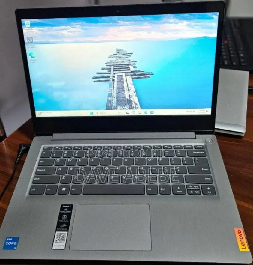 New Laptop Lenovo Ideapad 3 8GB Intel Core i3 SSD 256GB