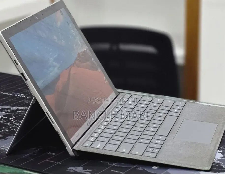 New Laptop Microsoft Surface Pro 7 16GB Intel Core i5 SSD 256GB