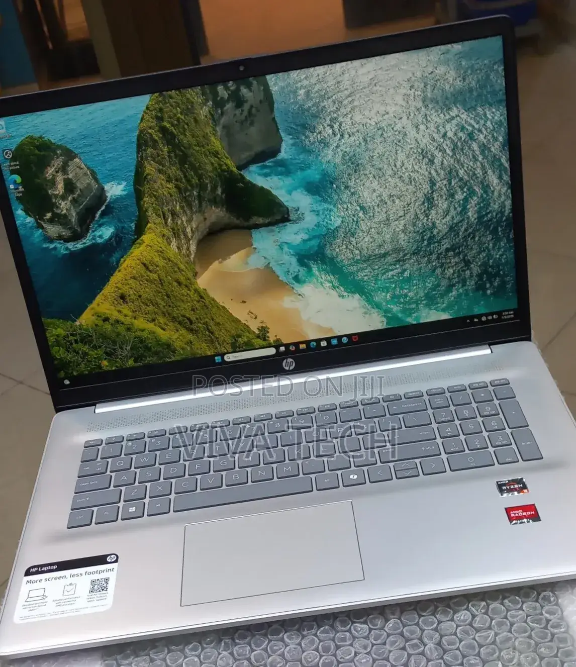 New Laptop HP Stream Notebook 8GB AMD Ryzen 5 SSD 512GB