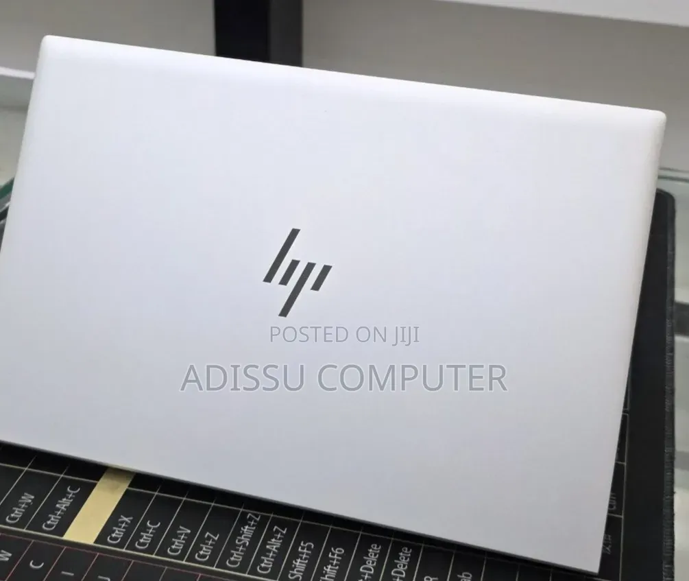 New Laptop HP EliteBook 845 G7 16GB AMD Ryzen 5 SSD 512GB