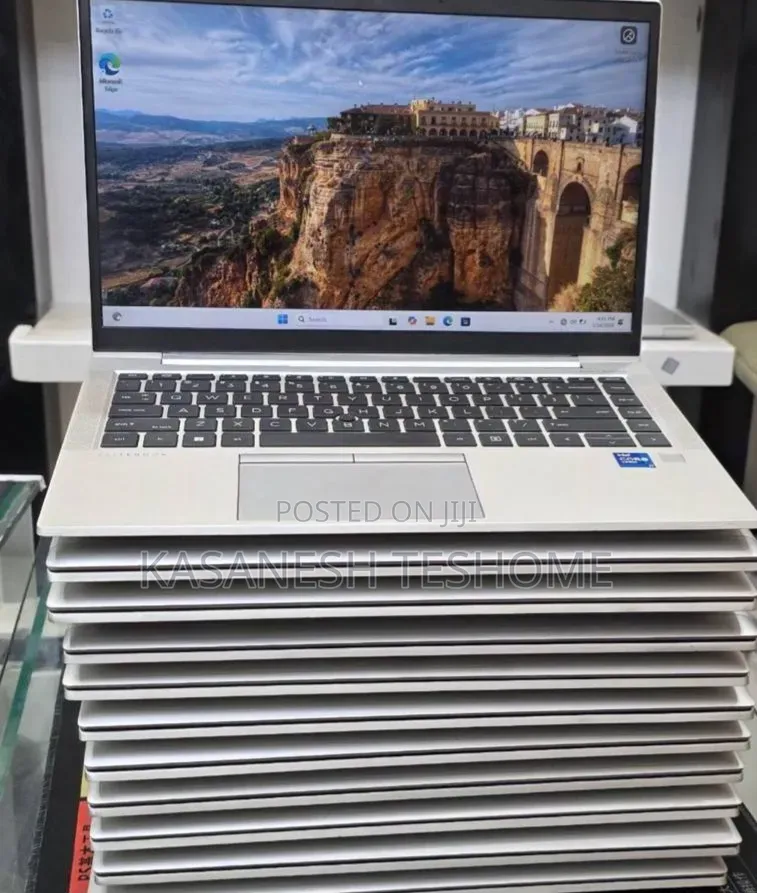 New Laptop HP EliteBook 840 16GB Intel Core i7 SSD 512GB