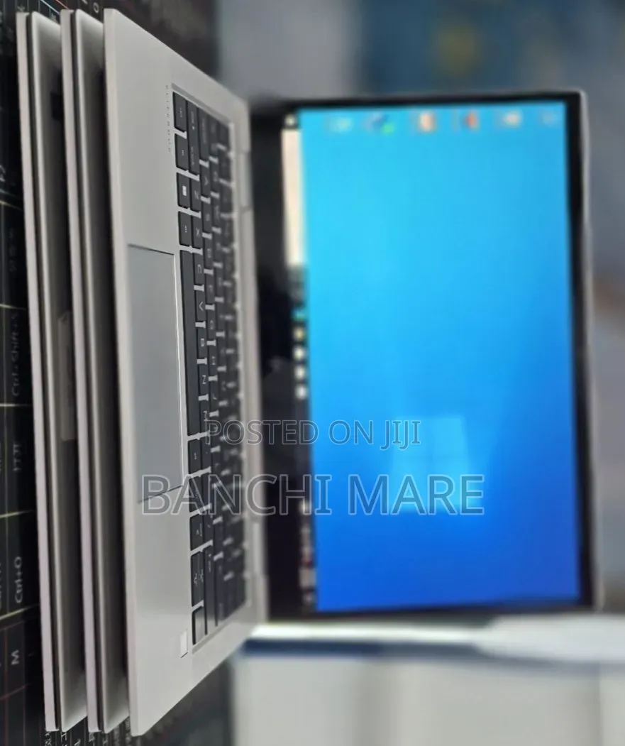 New Laptop HP EliteBook 830 G8 32GB Intel Core i7 SSD 512GB