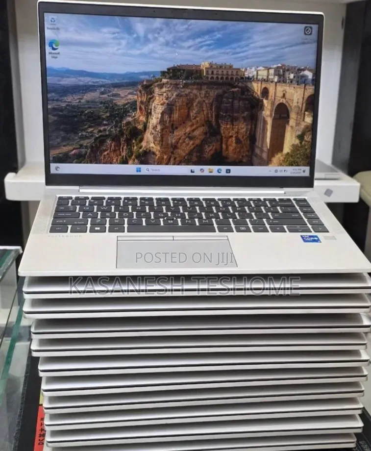 New Laptop HP EliteBook 840 16GB Intel Core i7 SSD 512GB