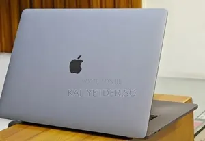 New Laptop Apple MacBook Pro 2018 32GB Intel Core i9 SSD 2T