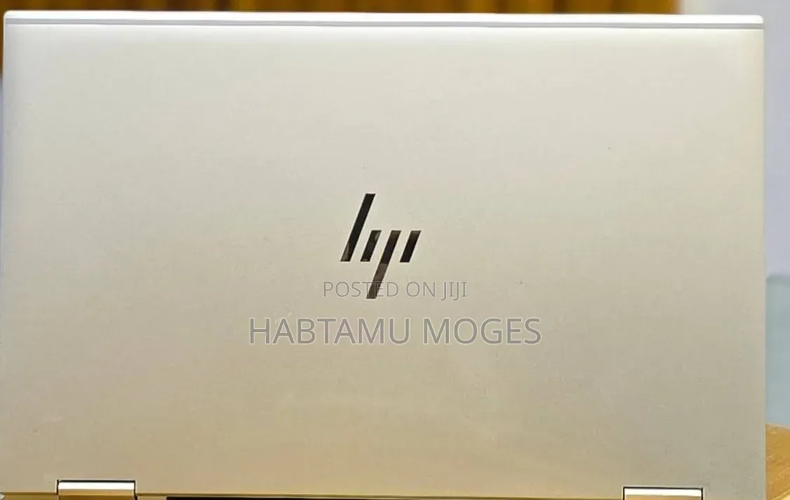 New Laptop HP EliteBook 1040 G8 16GB Intel Core i7 SSD 512GB
