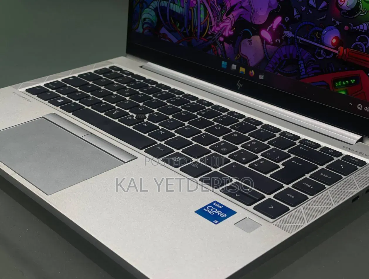 New Laptop HP EliteBook 840 G8 16GB Intel Core i5 SSD 512GB