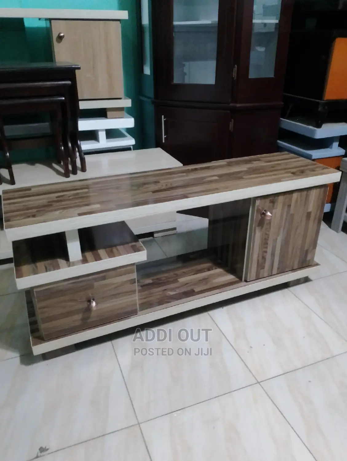 Tv Stand/ቲቪ ማስቀመጫ
