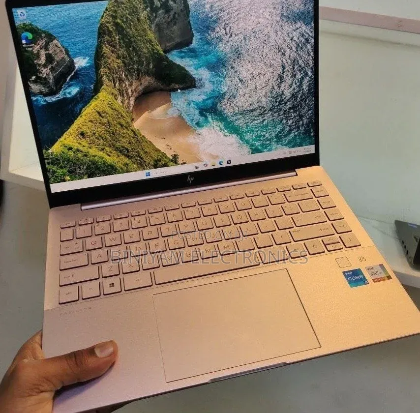 New Laptop HP Pavilion 14 16GB Intel Core i5 SSD 512GB