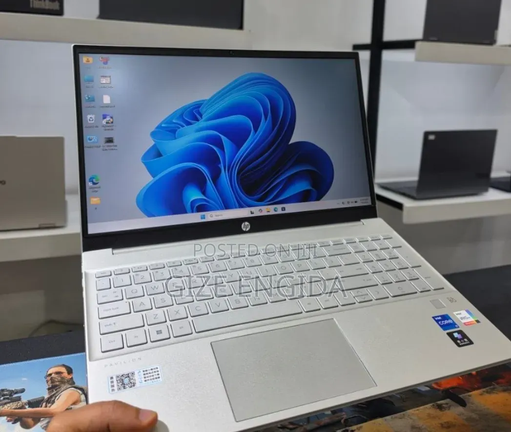 New Laptop HP Pavilion 15 16GB Intel Core i7 SSD 1T