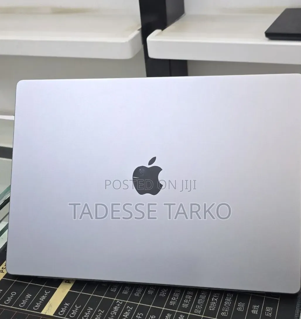 New Laptop Apple MacBook Pro 2021 M1 Max 32GB Apple M1 Max SSD 1T