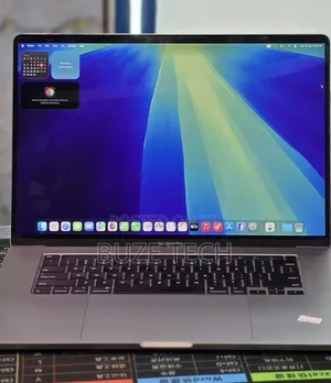 New Laptop Apple MacBook Pro 2019 16GB Intel Core i9 SSD 2T